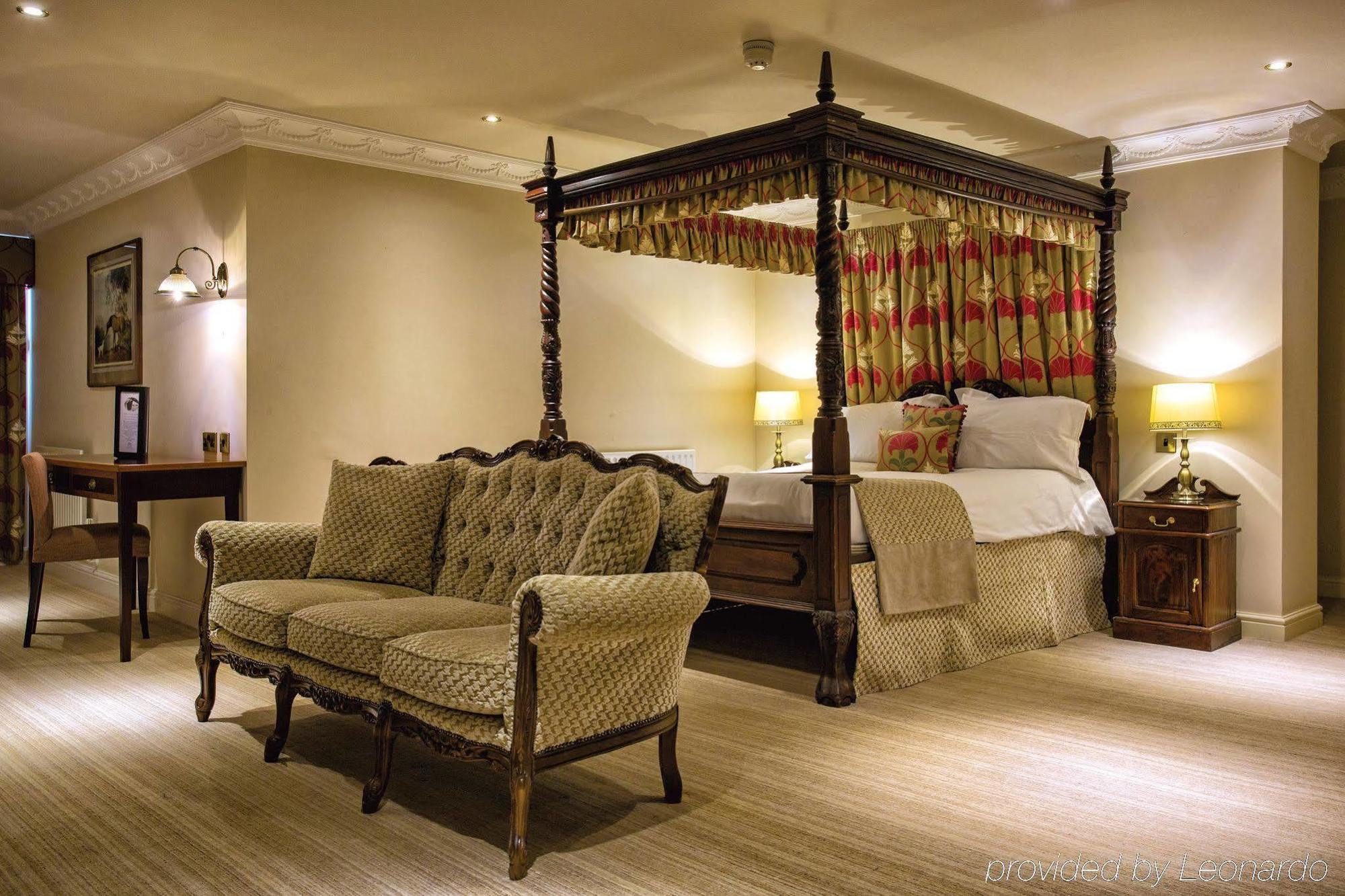 Waterton Park Hotel Wakefield Bagian luar foto