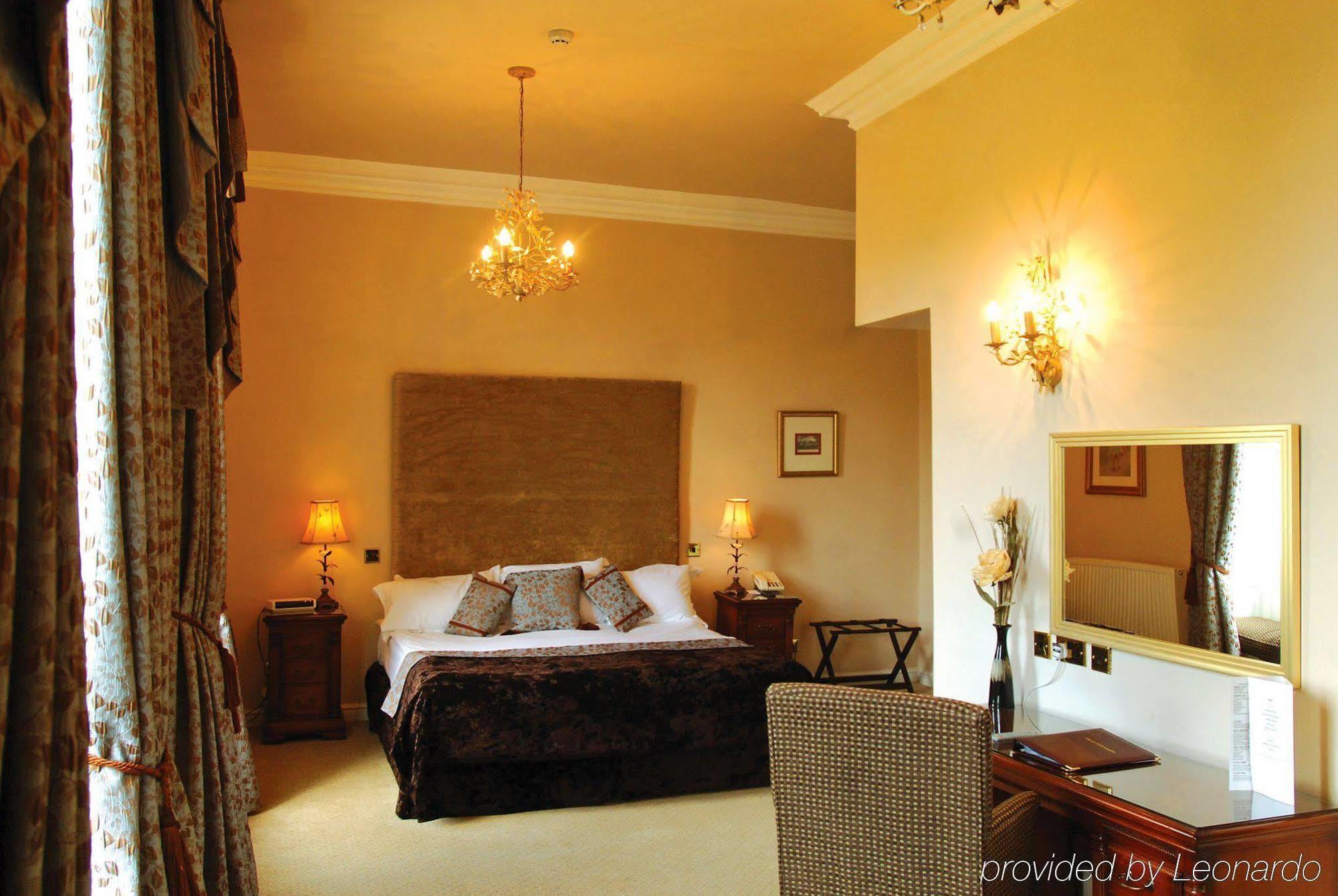 Waterton Park Hotel Wakefield Bagian luar foto